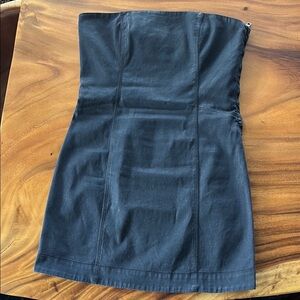 Pierre Balmain Elegant Black Strapless Dress